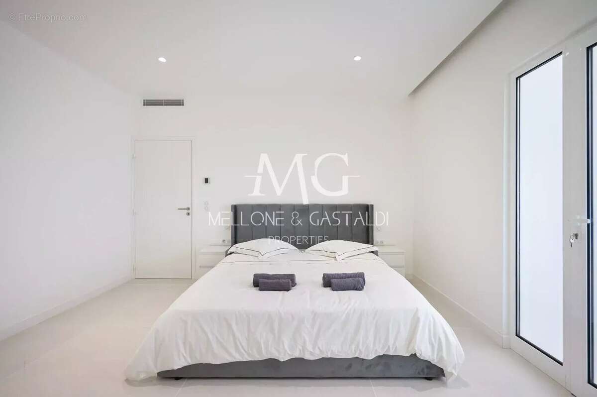 Maison à MOUGINS