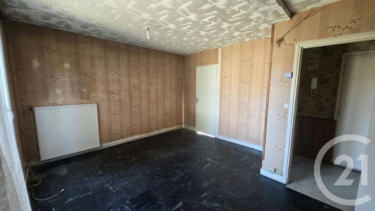 Appartement 39 m² à Pont-Sainte-Maxence  - photo 2