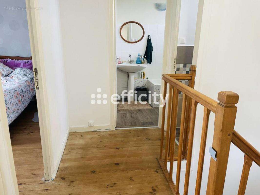 Maison à LA FERTE-BERNARD