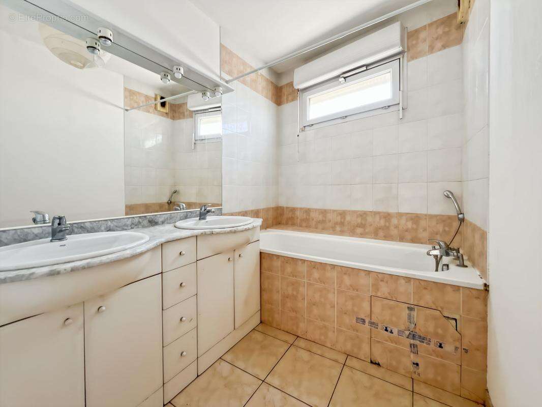 Appartement à BEZIERS