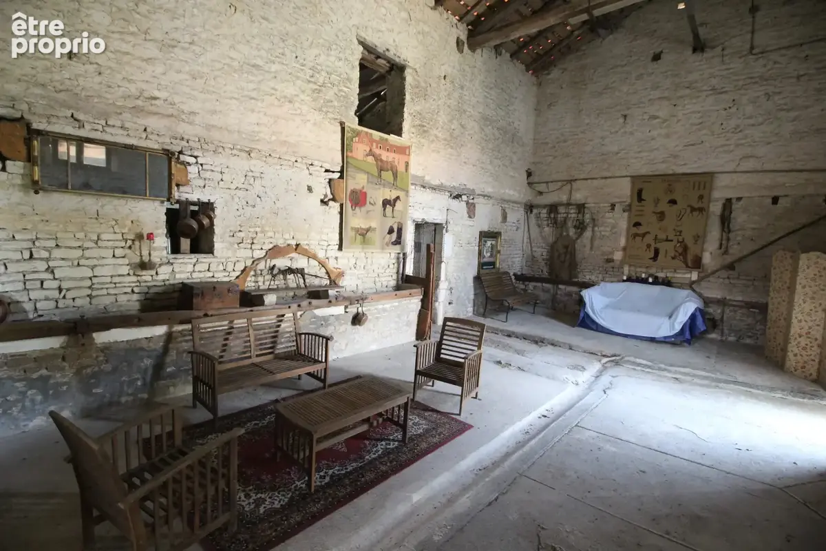 Charmante maison de village en pierre avec un bel espace piscine, à proximité d'une ville de marché très prisée - photo 13