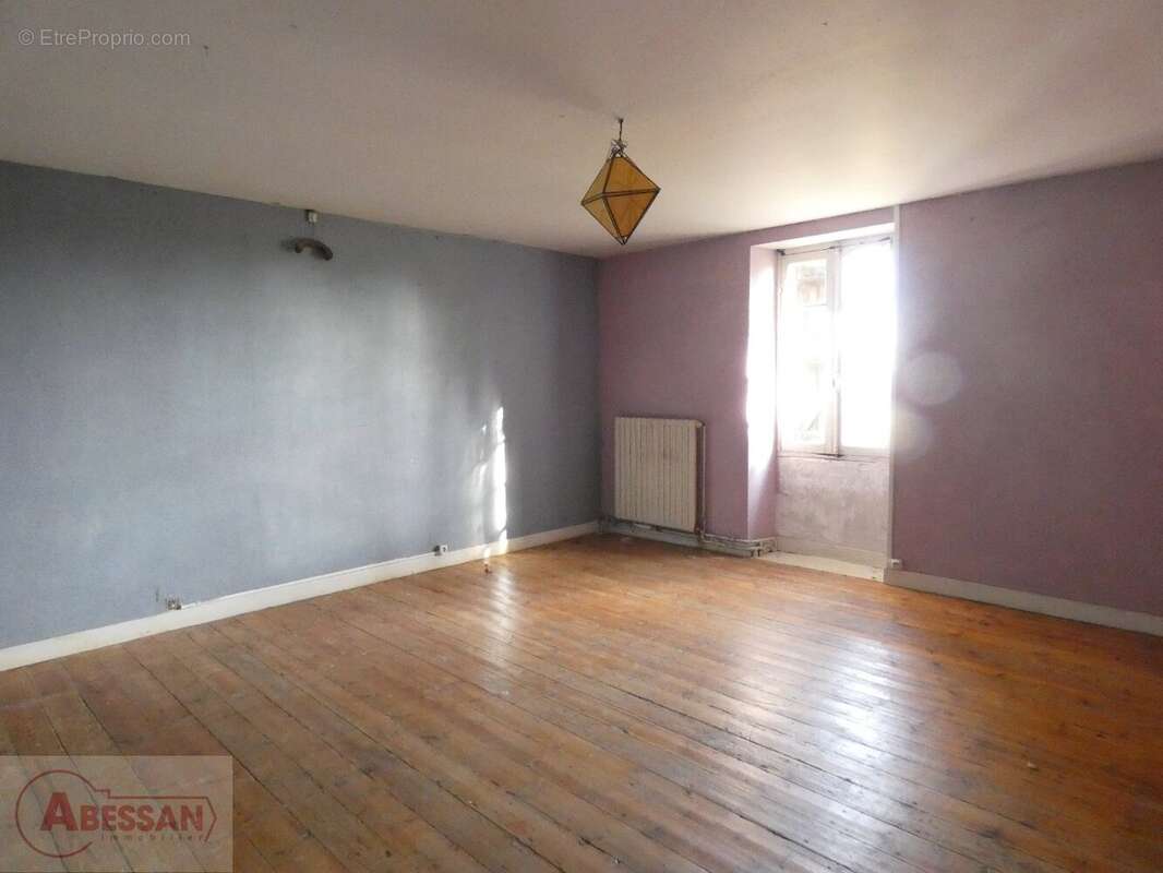 Maison à CORDES-SUR-CIEL