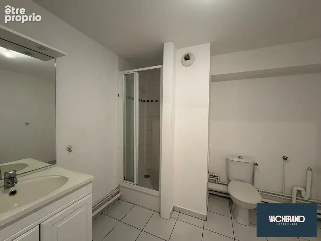 Appartement 50 m² à La Madeleine  - photo 8