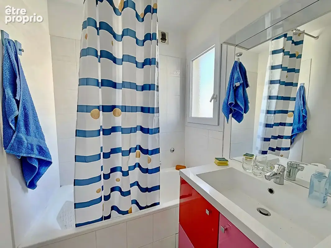 Port Fréjus Appartement  2 pièces 34.65 m2 AVEC GARAGE - photo 7