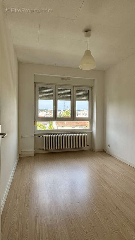 Appartement T4 - photo 7