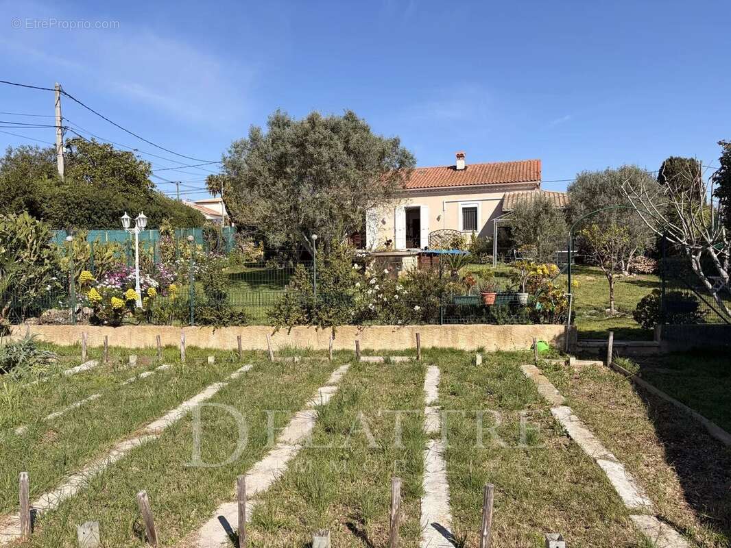 Maison à ANTIBES