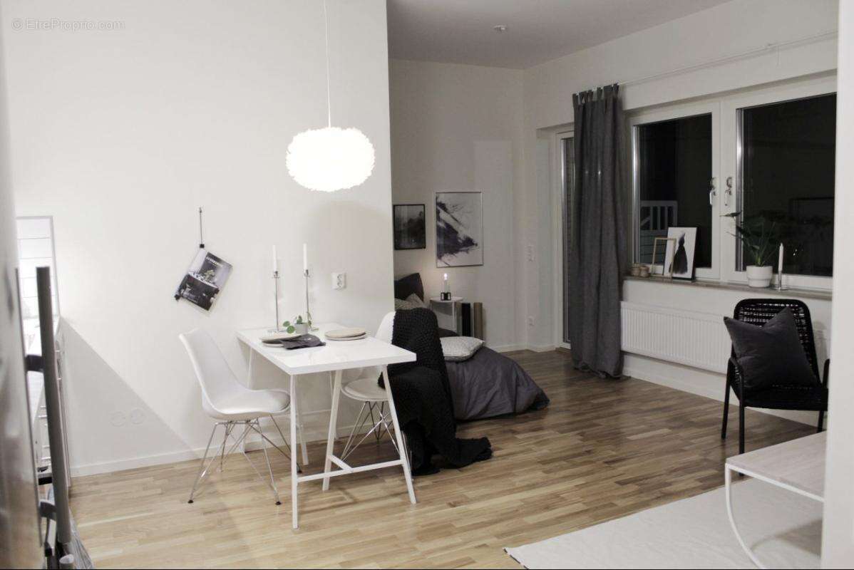 Appartement à LATTES