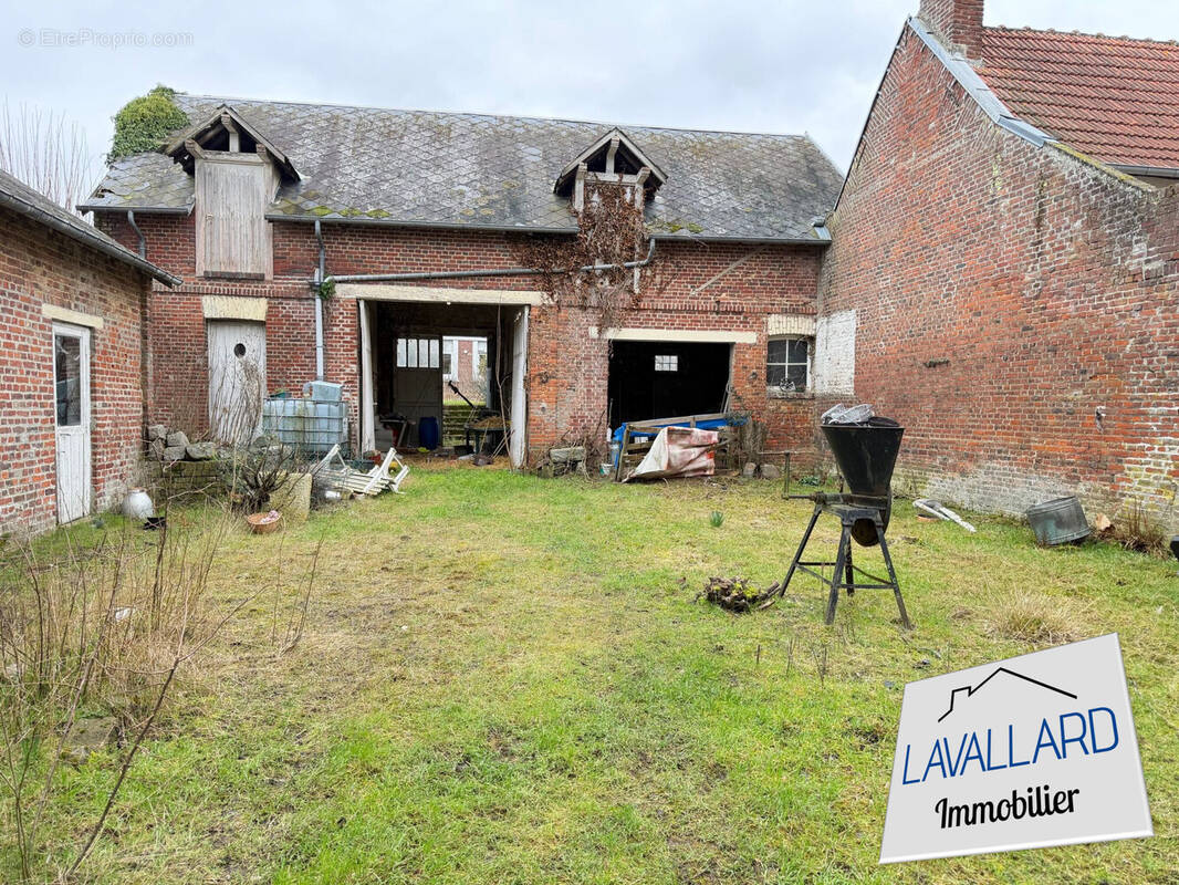 Maison à VILLERS-BRETONNEUX