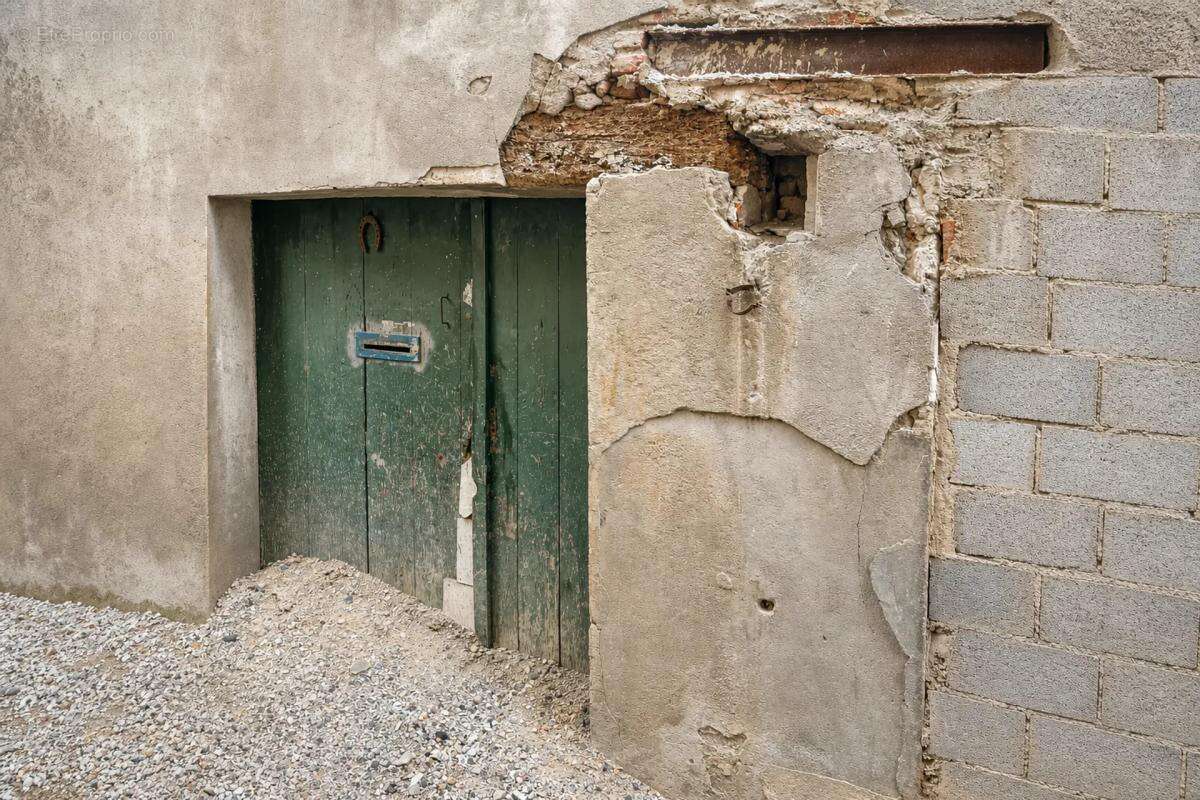 Maison 224 m² transformée en 6 studios à Perpignan - photo 9