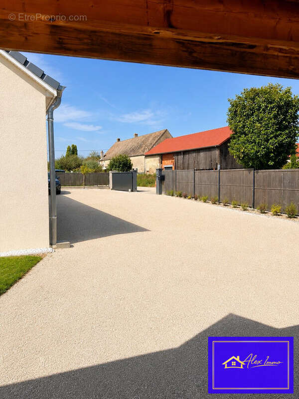 Maison 141 m² à Meursanges  - photo 4