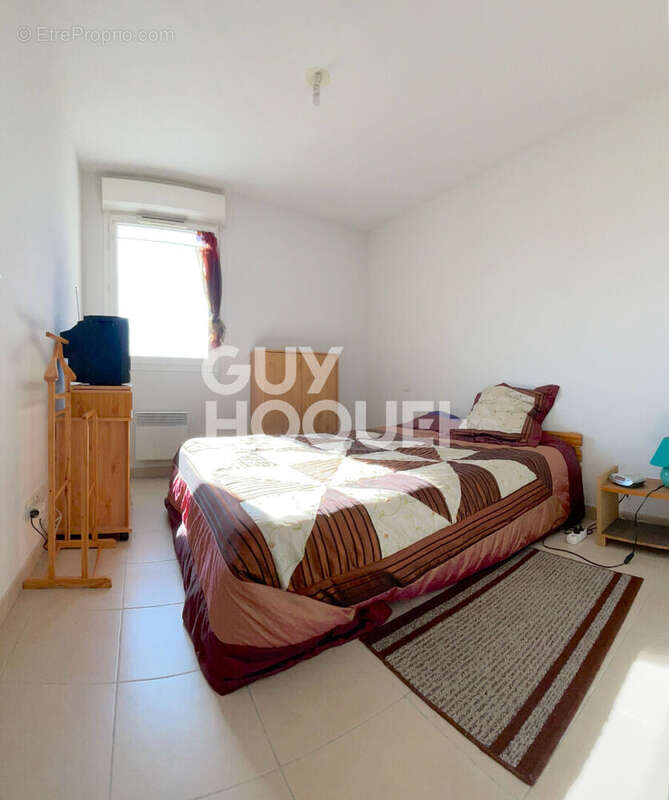 Appartement à BEAUZELLE