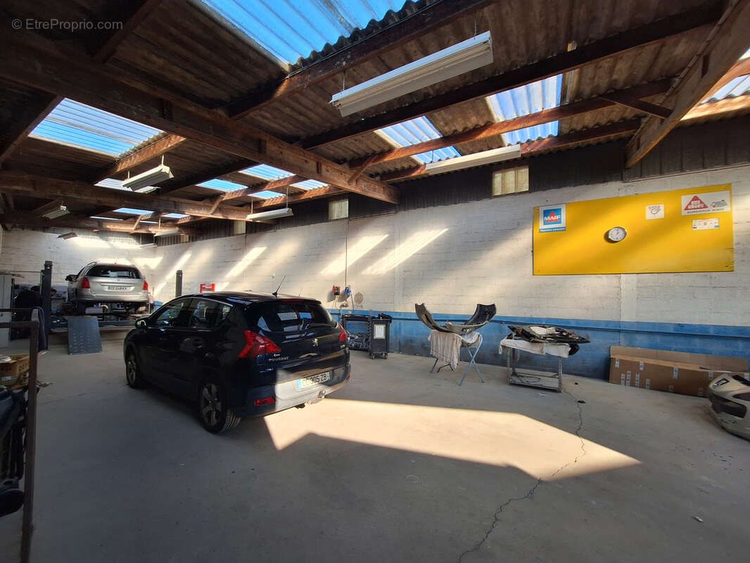 Bâtiment de 590 m2 à SEGRE - photo 3