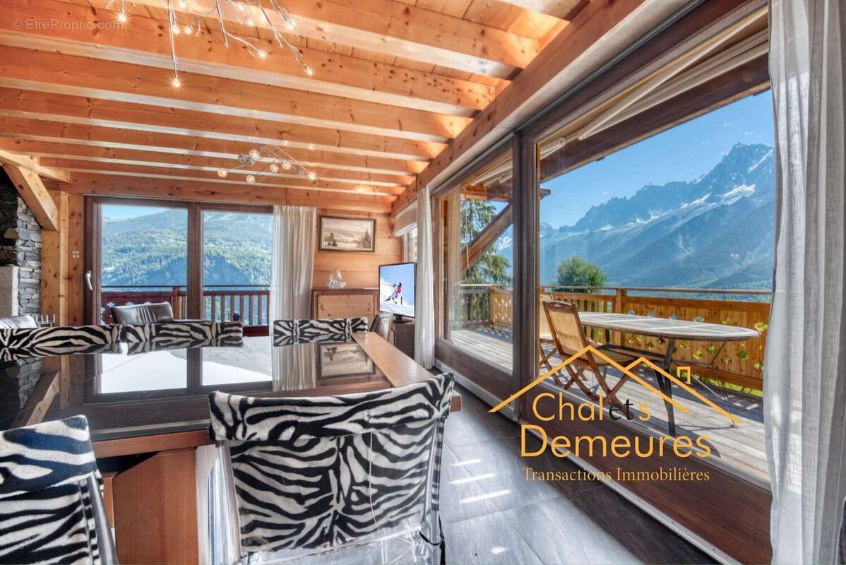 Maison à LES HOUCHES