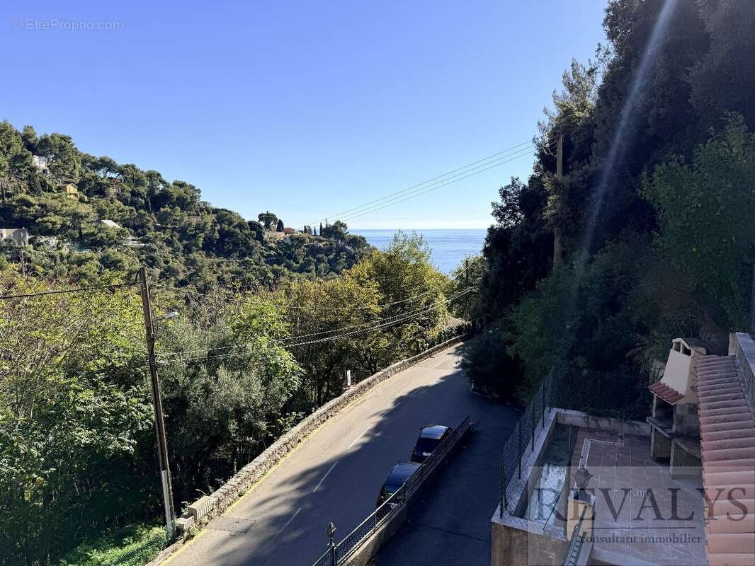 Appartement à ROQUEBRUNE-CAP-MARTIN