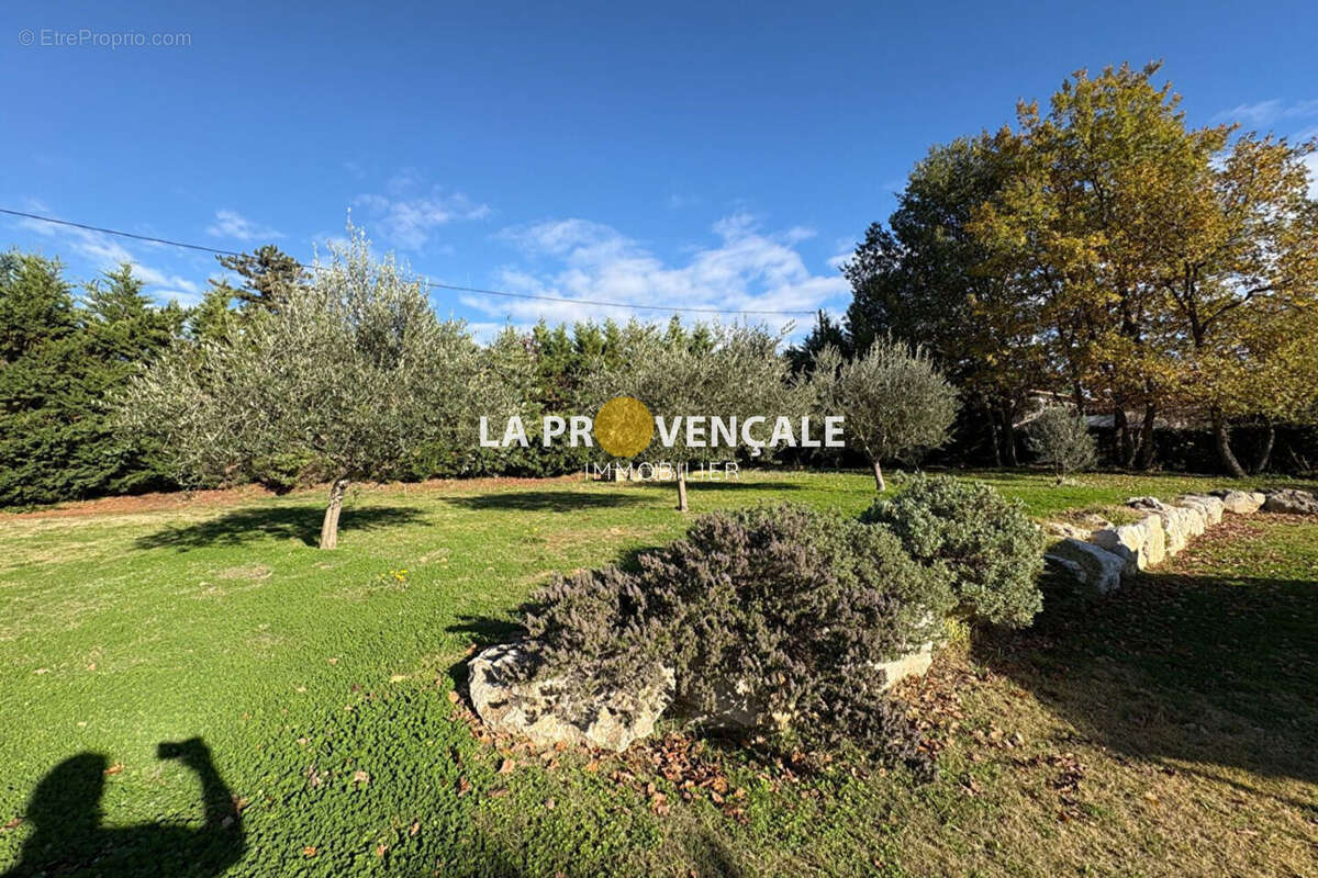 Maison à POURRIERES