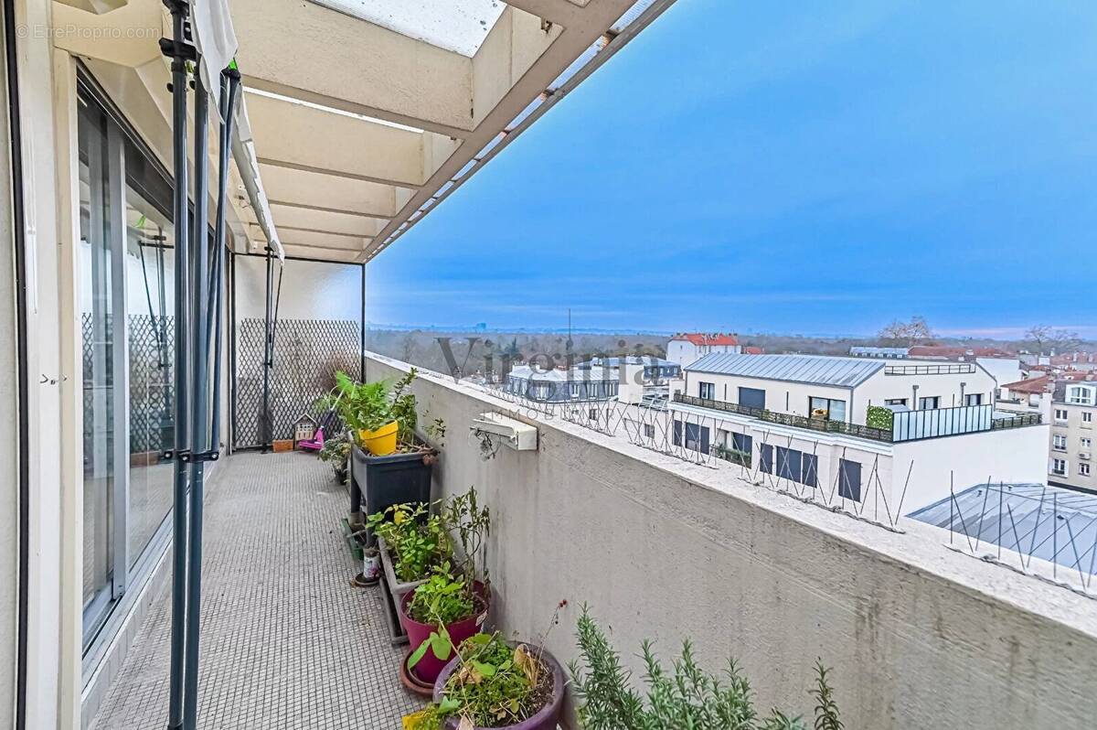 Appartement à CHARENTON-LE-PONT