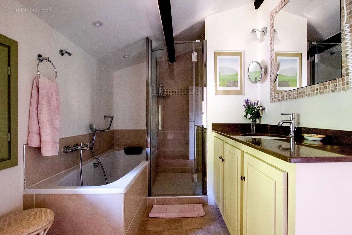 Maison à LE BAR-SUR-LOUP