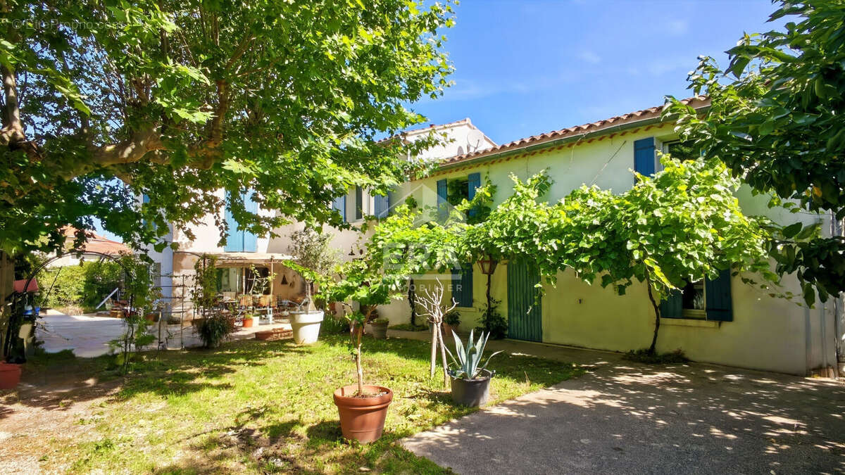 Maison à ROGNONAS