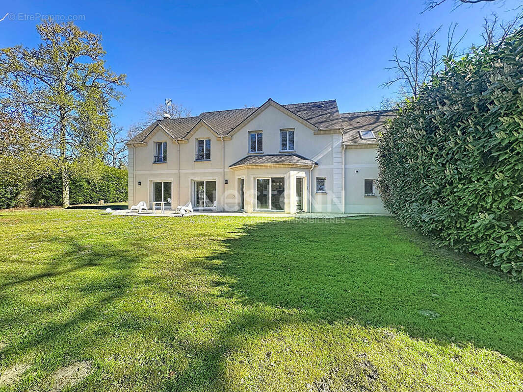Maison à LAMORLAYE