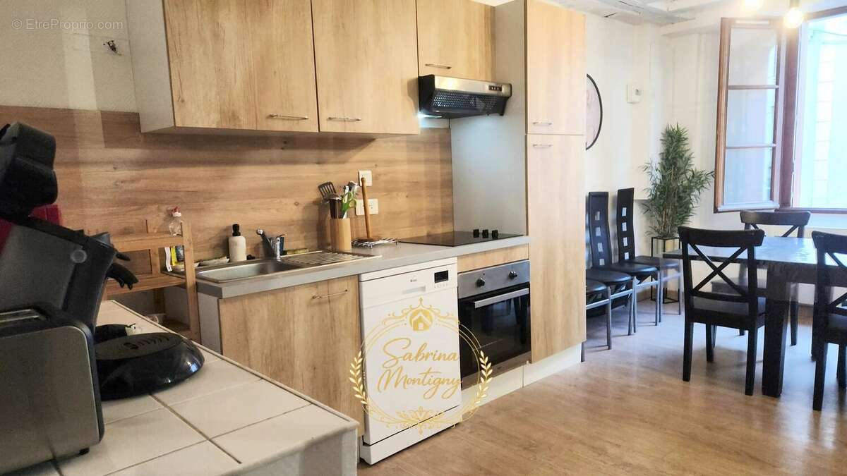 Maison à AZAY-LE-RIDEAU