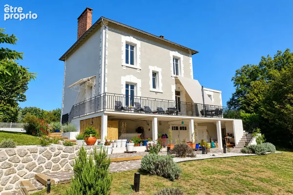 Maison de maître des années 30 - Elégance, nature et vie de village au coeur du Périgord vert. - photo 5