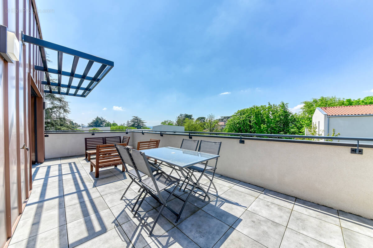 Appartement à SAINT-CYR-AU-MONT-D&#039;OR