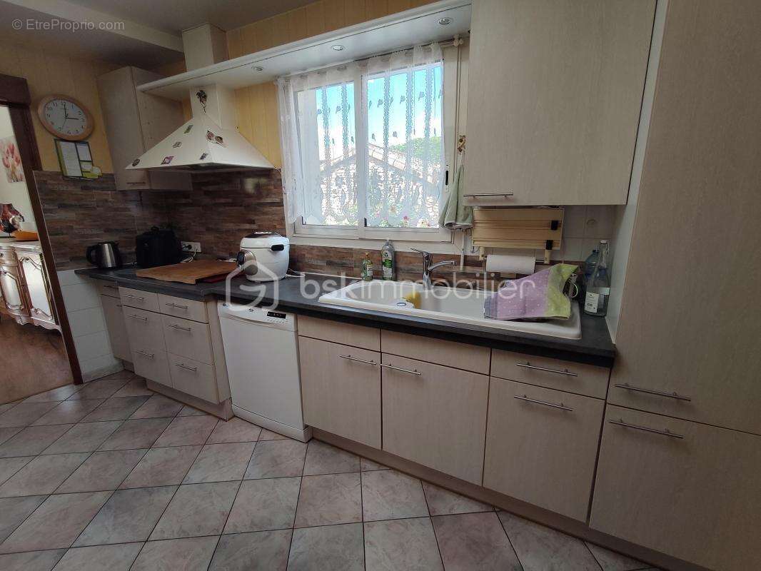 Propriété de 177 m2 avec piscine - photo 10