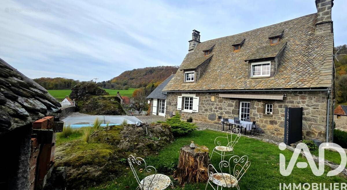 Photo 1 - Maison à LAROQUEVIEILLE