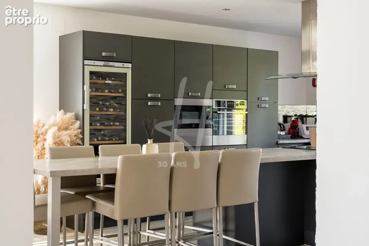 Maison 257 m² à Vaux  - photo 7