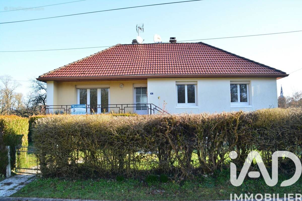 Photo 1 - Maison à LAMARCHE