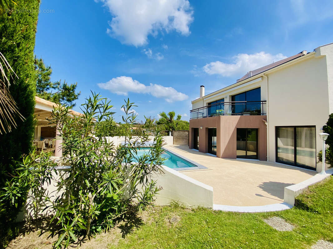 Maison à SAINT-PALAIS-SUR-MER