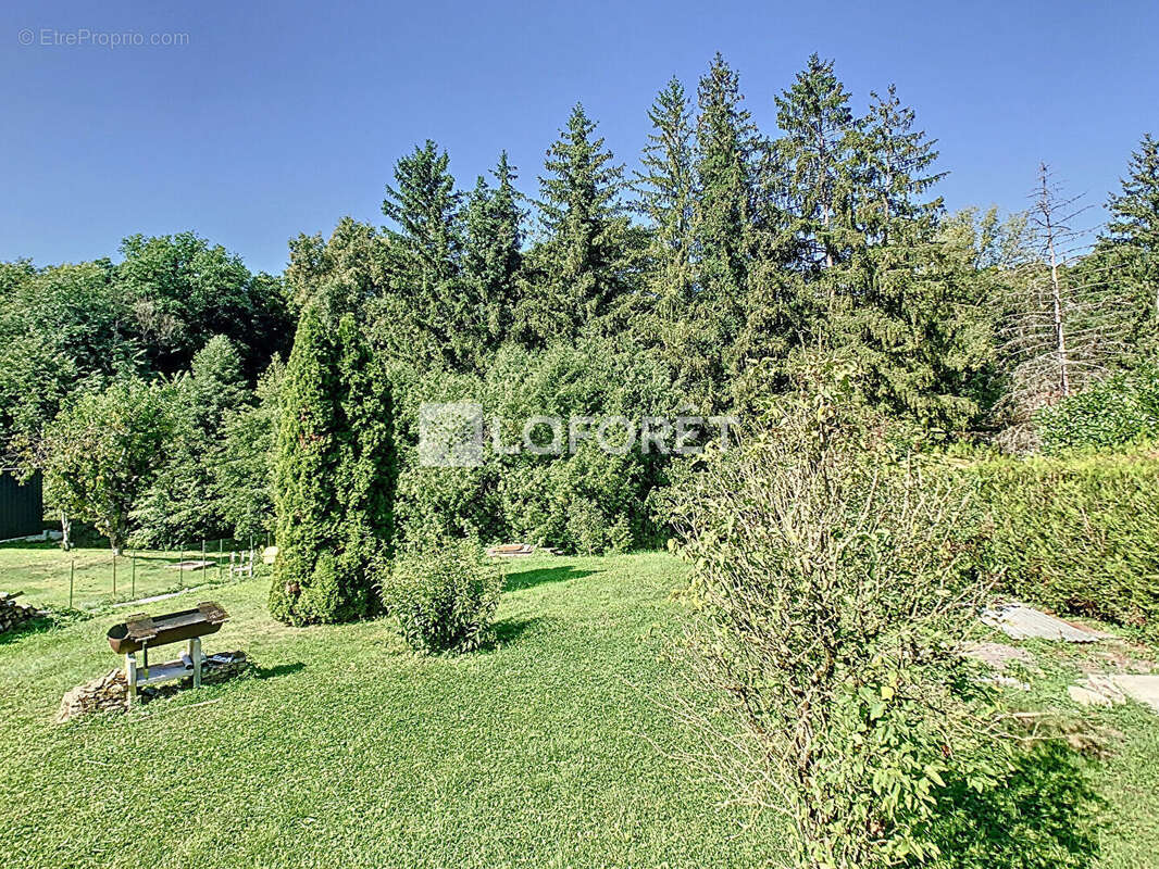 Maison à LES ISLETTES