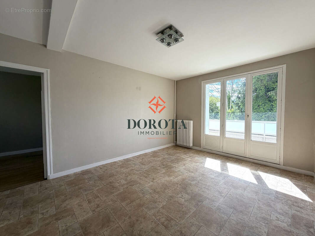Appartement à DOMENE