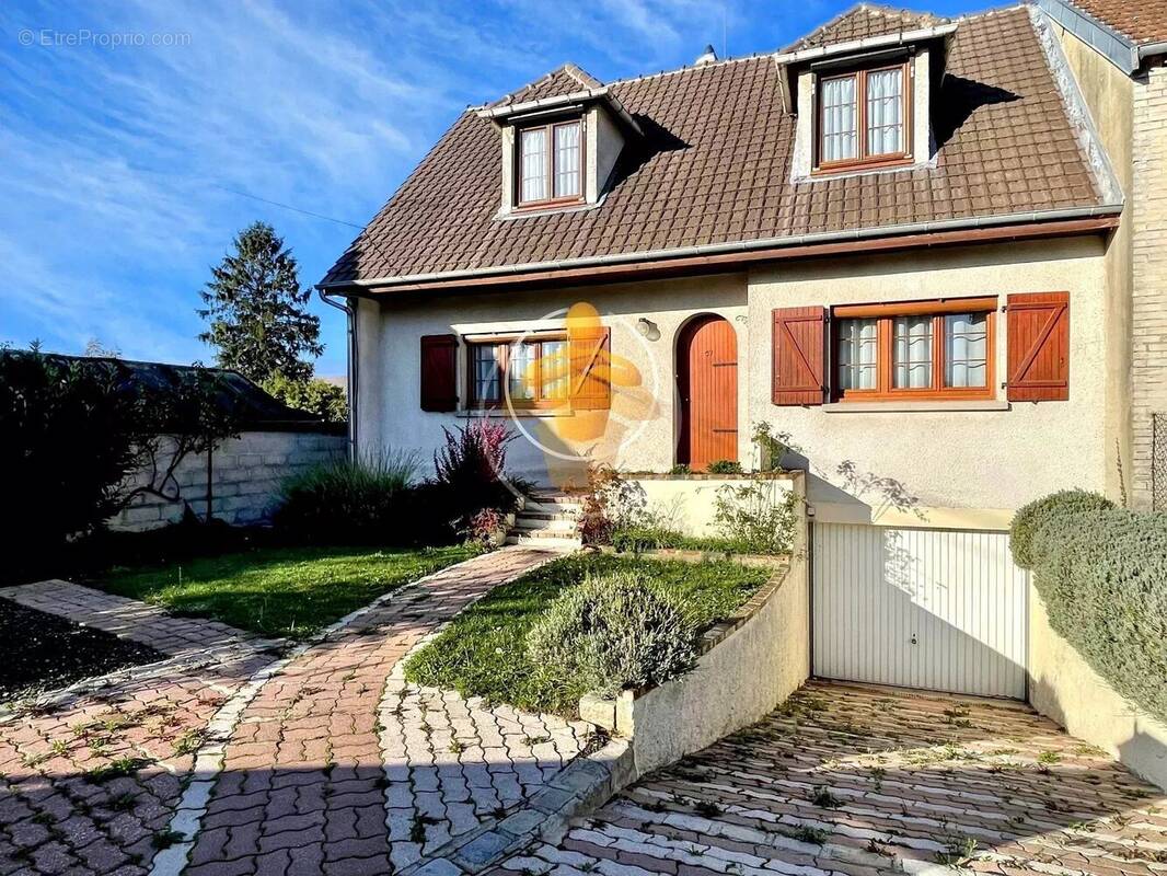 Maison à TERGNIER
