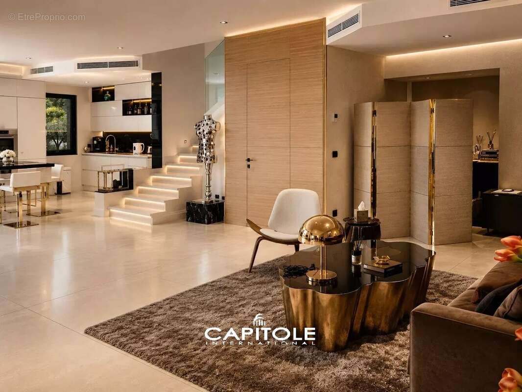 Maison à ANTIBES
