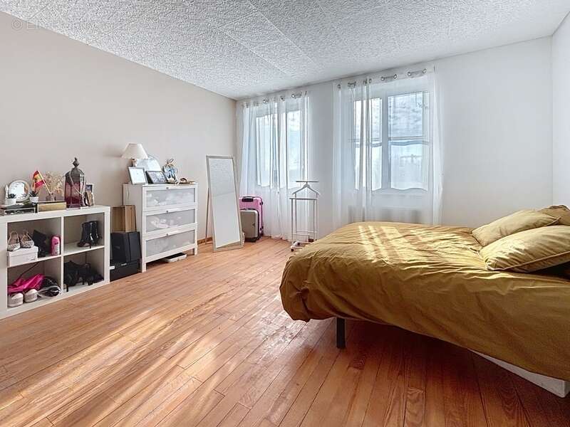 Maison à SAINT-MARCEL-BEL-ACCUEIL