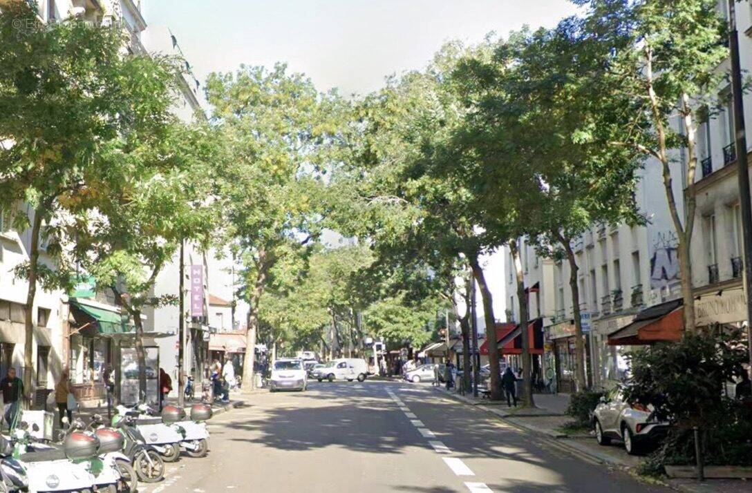 Autre à PARIS-20E