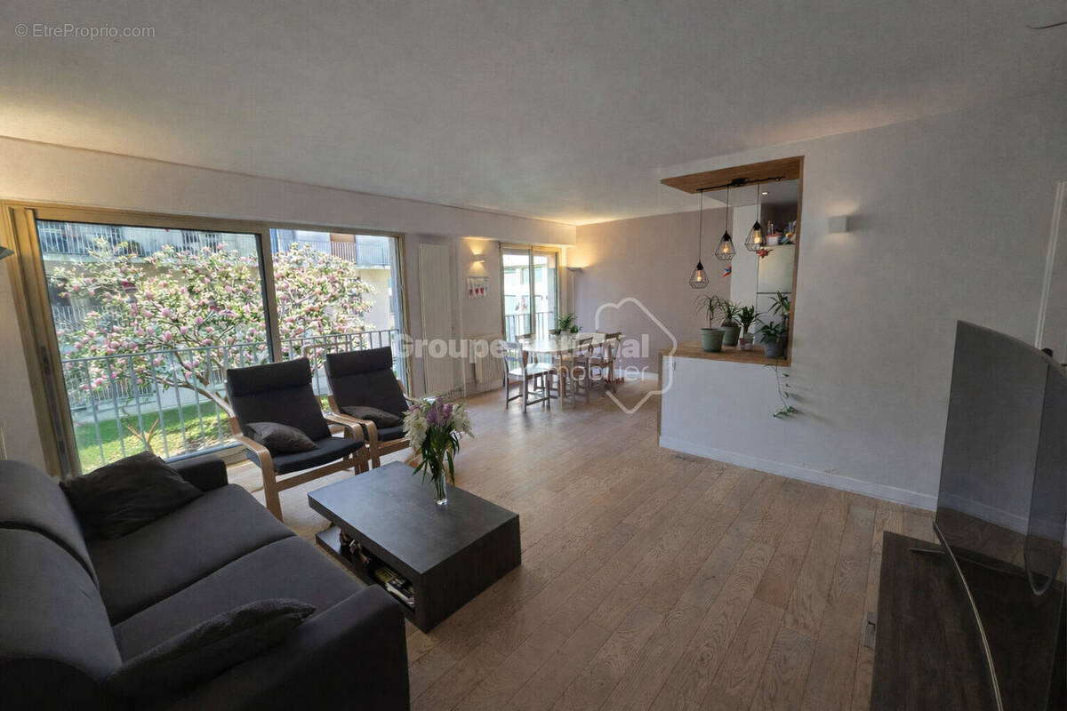 Appartement à VERSAILLES