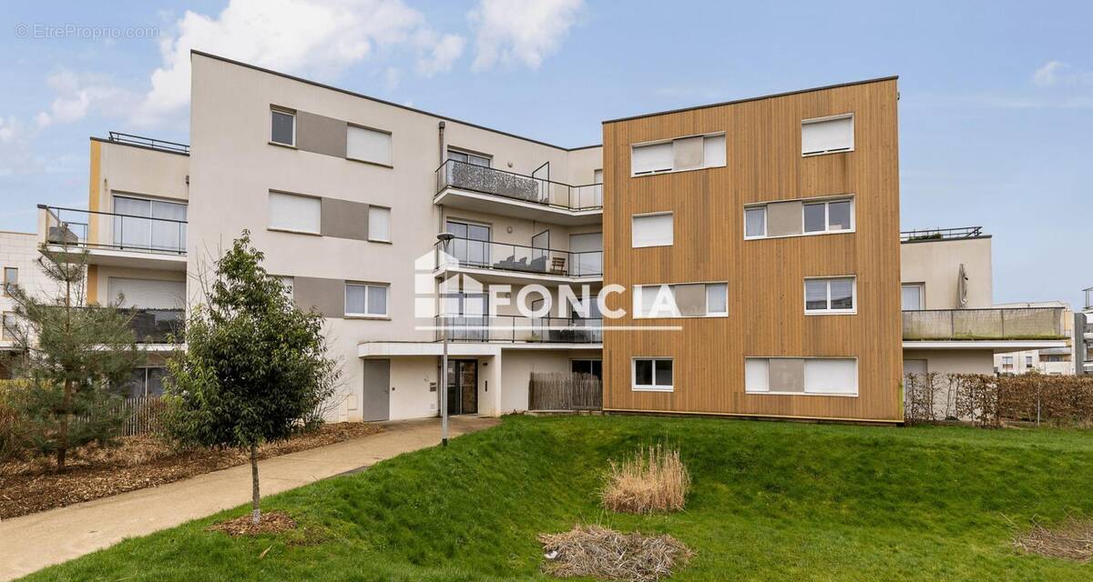 Appartement à MONT-SAINT-AIGNAN