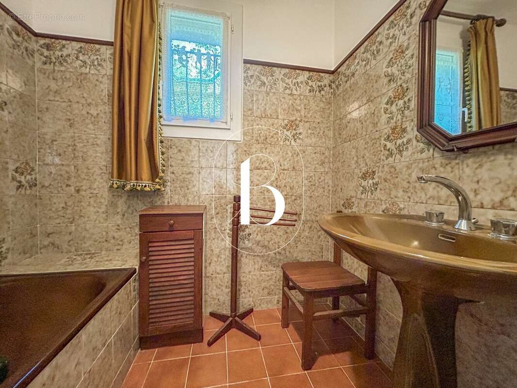 Maison 86 m² à Barjac  - photo 10