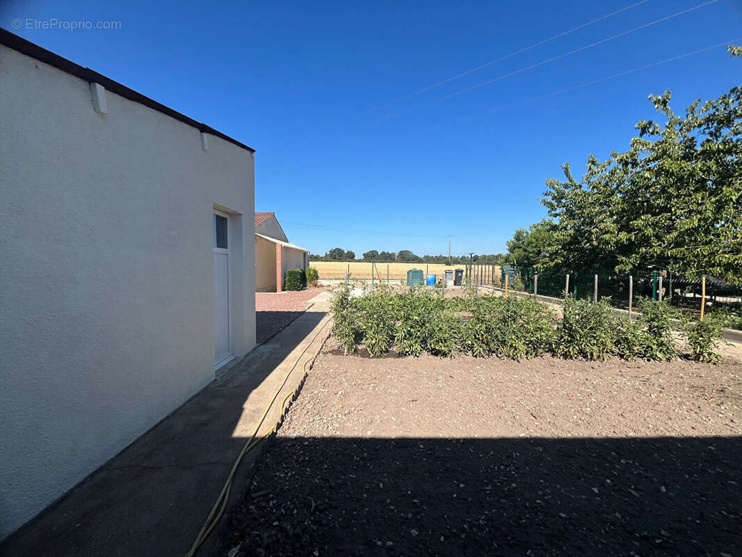 Maison Aubigny Sur Nere 5 pièce(s) 99 m2 - photo 14