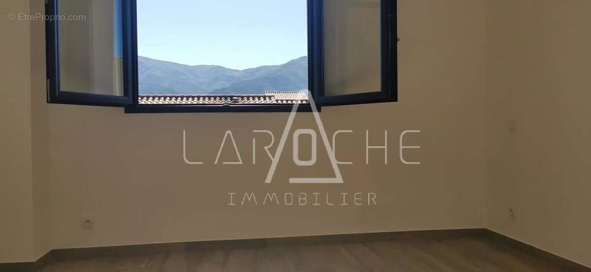 Maison à SAINT-GENIS-DES-FONTAINES