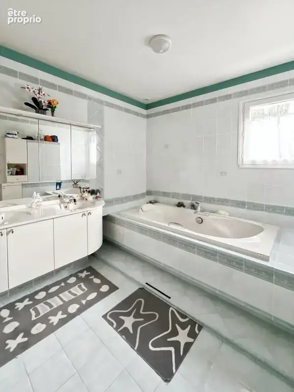 Maison familiale avec piscine, espace indépendant et grand jardin verdoyant - photo 39