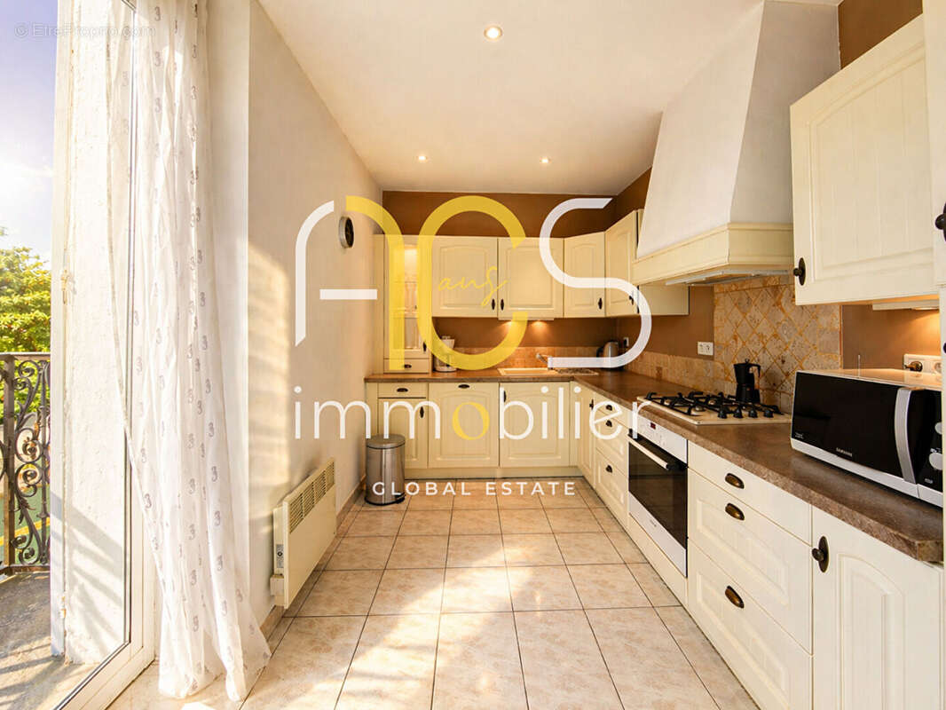 Appartement à FREJUS