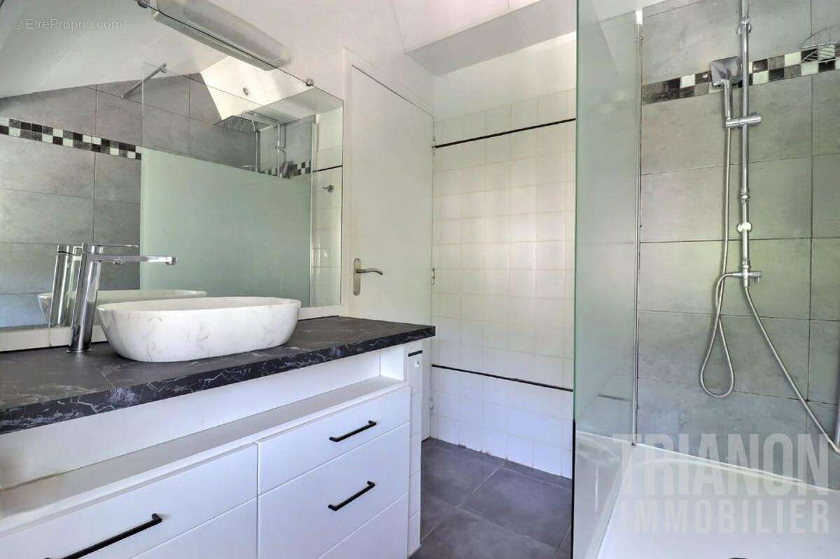 Appartement à MEULAN