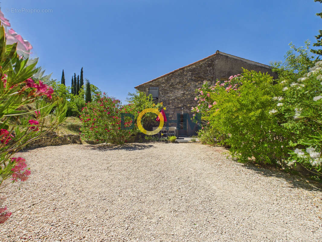 Propriété: 3 habitations + piscine - photo 32