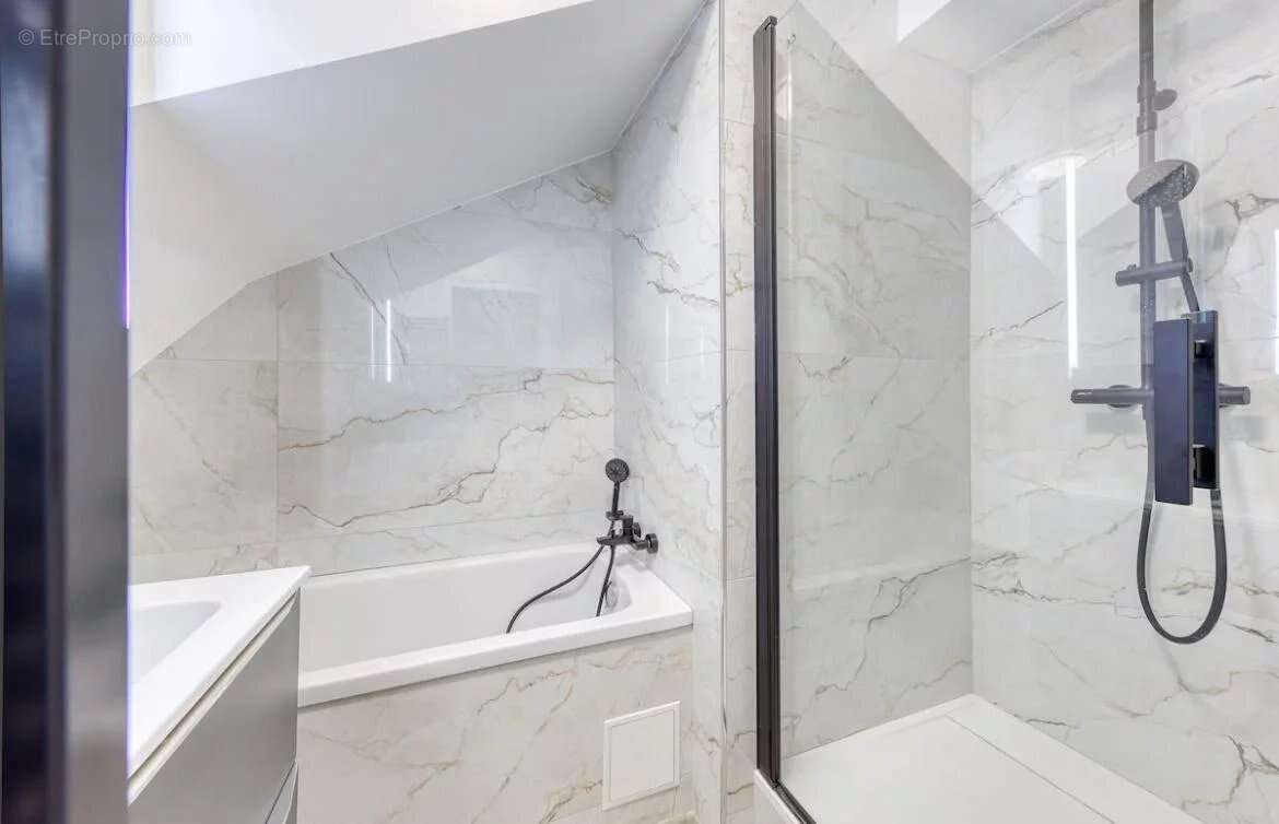 Appartement à LE PERREUX-SUR-MARNE