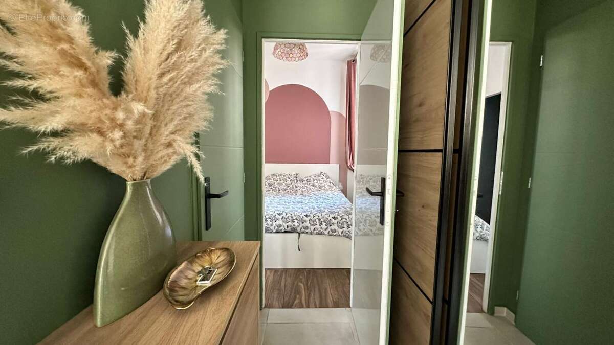Appartement à NEUVILLE-SUR-SAONE