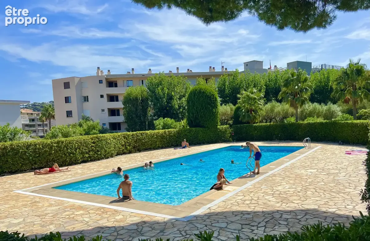 Cavalaire-sur-mer — magnifique studio rénové, à deux pas des plages - photo 9