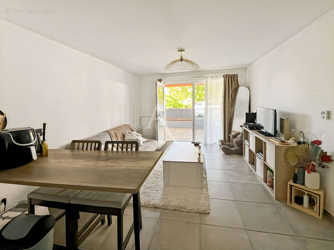 Appartement à MARSEILLE-13E